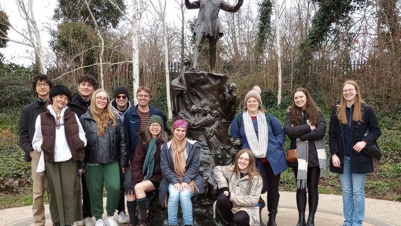 students around a fountain in london